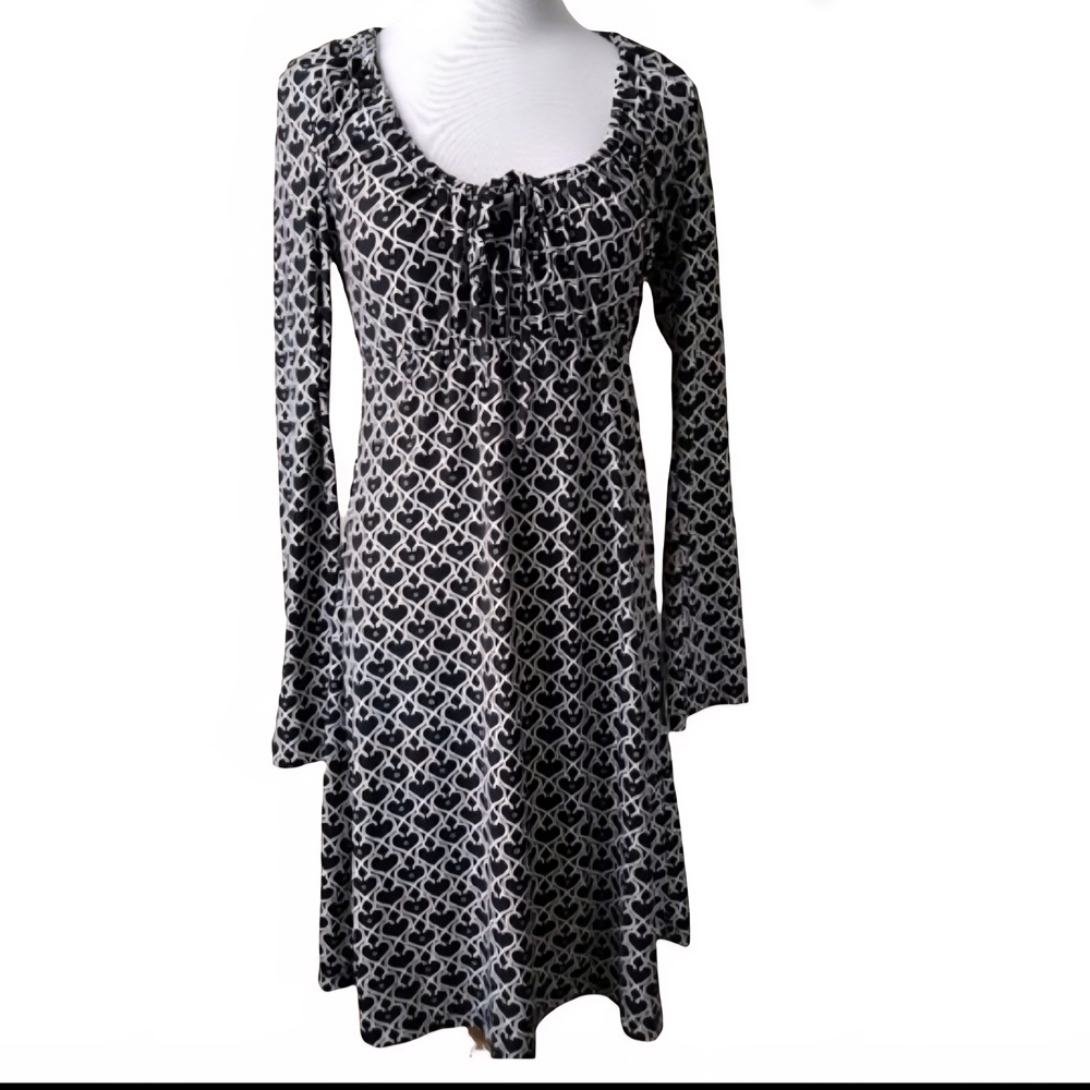 Express Black and White Heart Patternes Long Sleeve Dress Size Small
